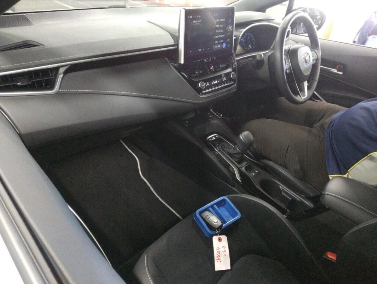 2025 Toyota Corolla Sport Hybrid GZ, photo 4