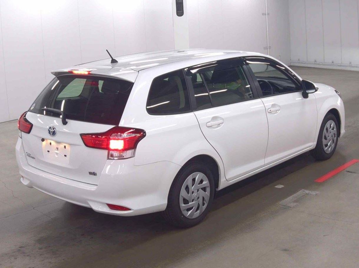 2023 Toyota Corolla Fielder Hybrid EX, photo 2