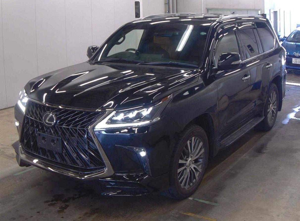2021 Lexus LX570, photo 2