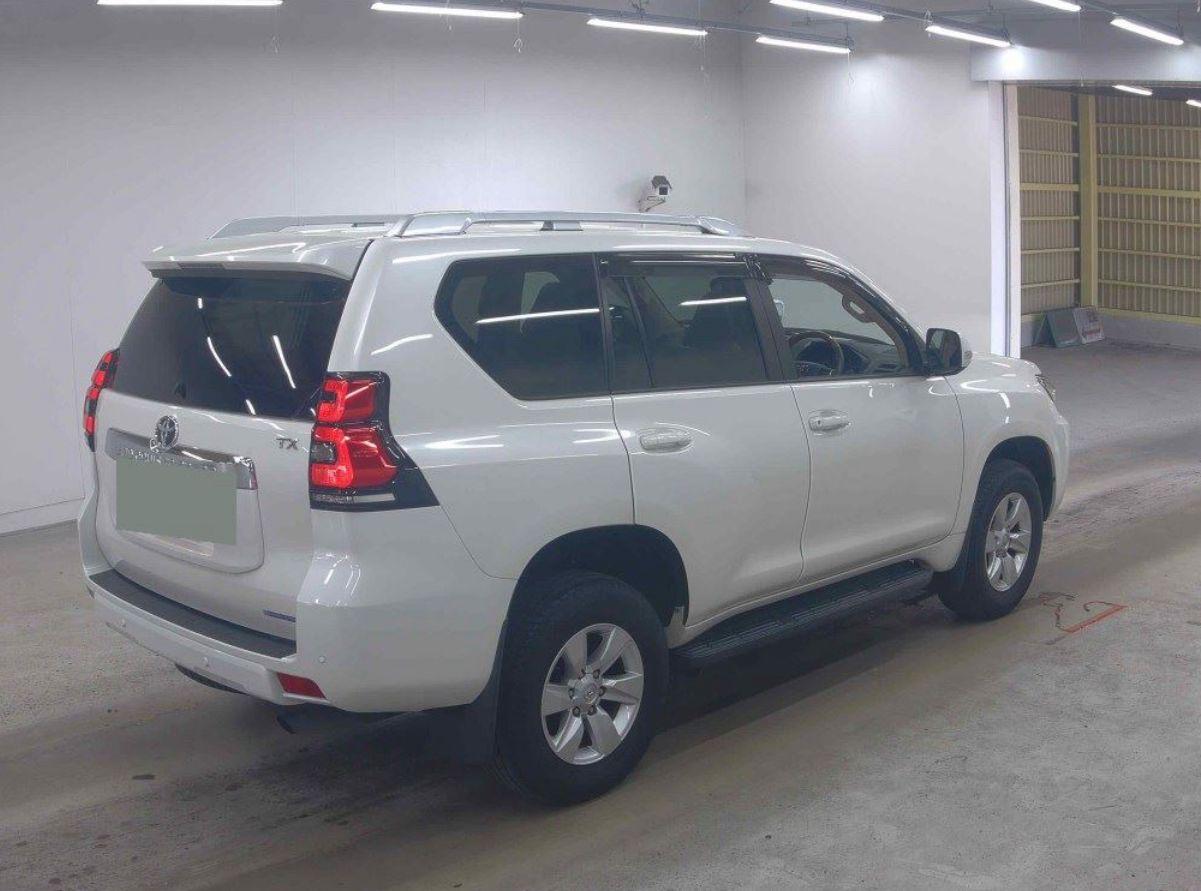 2023 Toyota Land Cruiser Prado 5D 4WD TX, photo 4