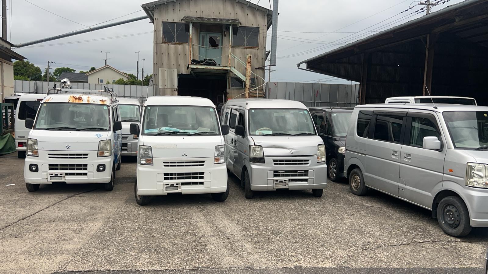 Kei van line up, morning roll call